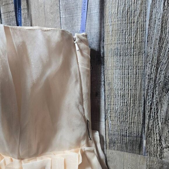 Vera Wang Lavender Label Nude Bubble Hem Cocktail Mini Dress - Picture 2 of 5